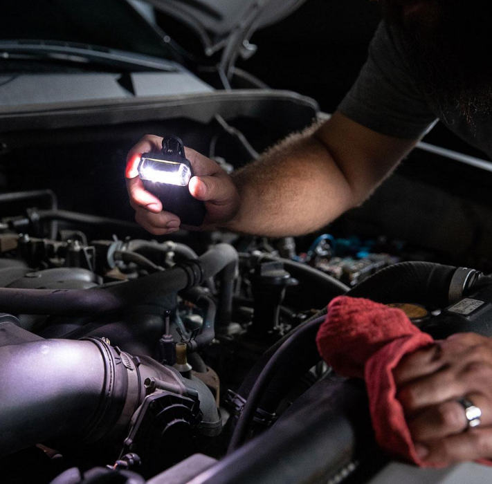 Foxfury Scout Clip Light with White LEDs