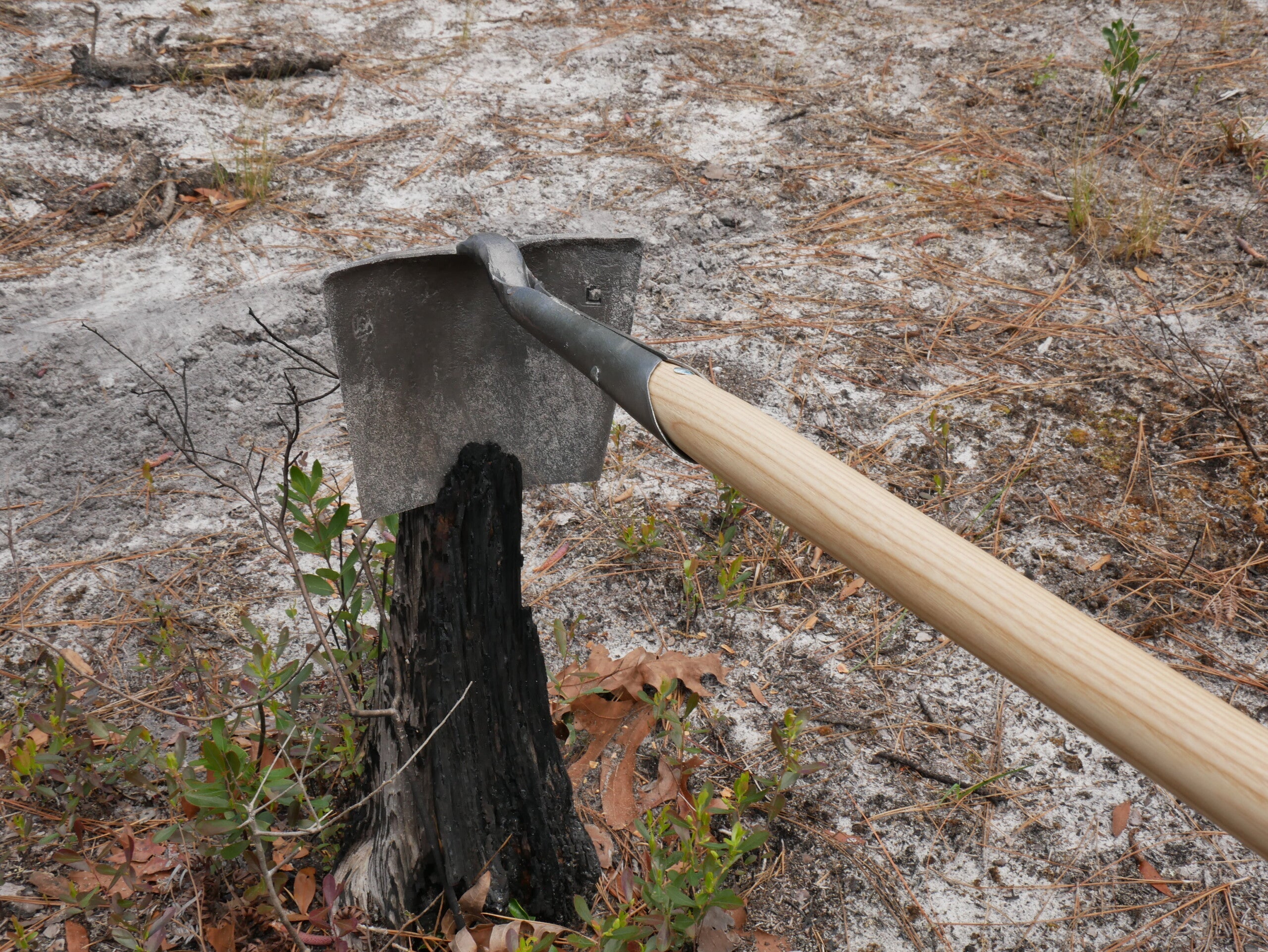 council-tool-fire-shovels