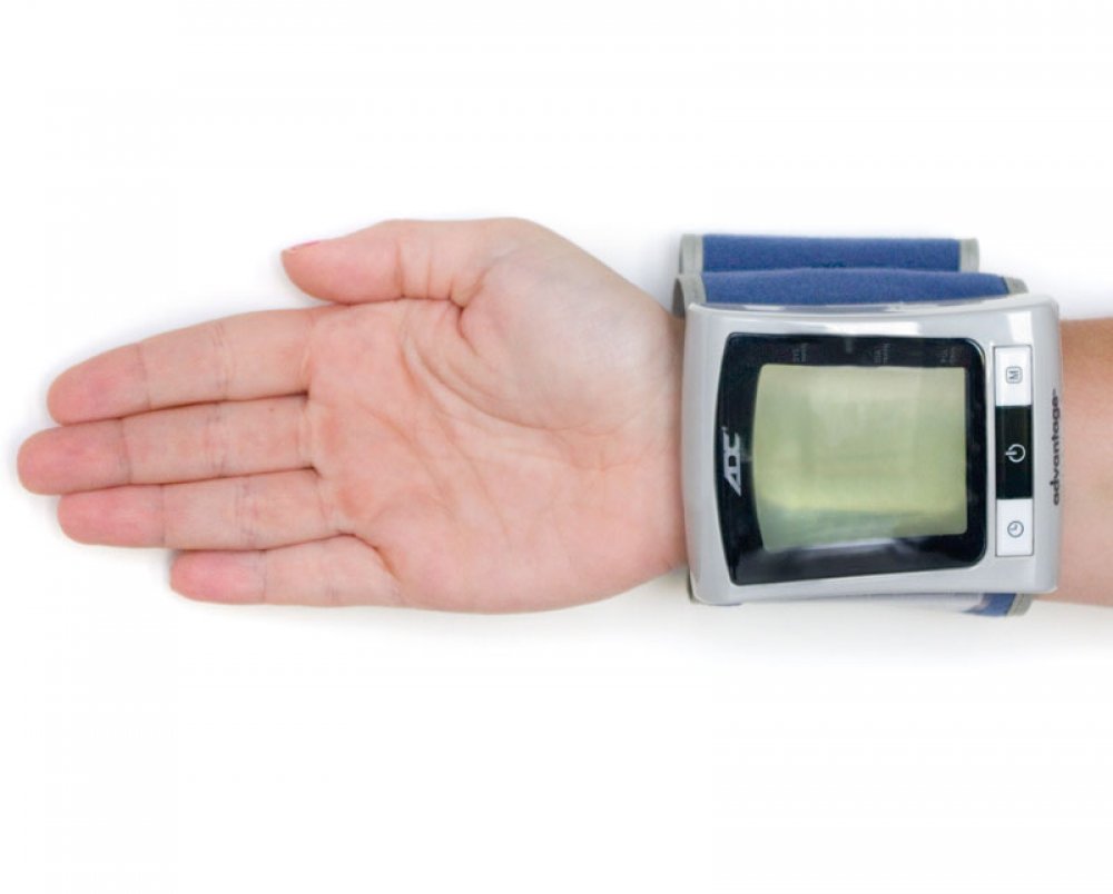 ADC Advantage™ 6015N - Wrist Digital BP Monitor