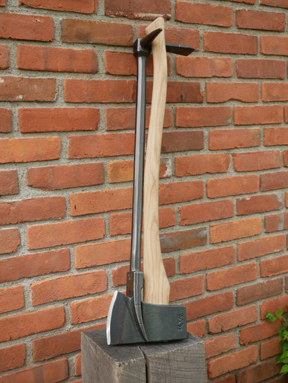 Council Tool Set of Irons (TD30 married with FE6)